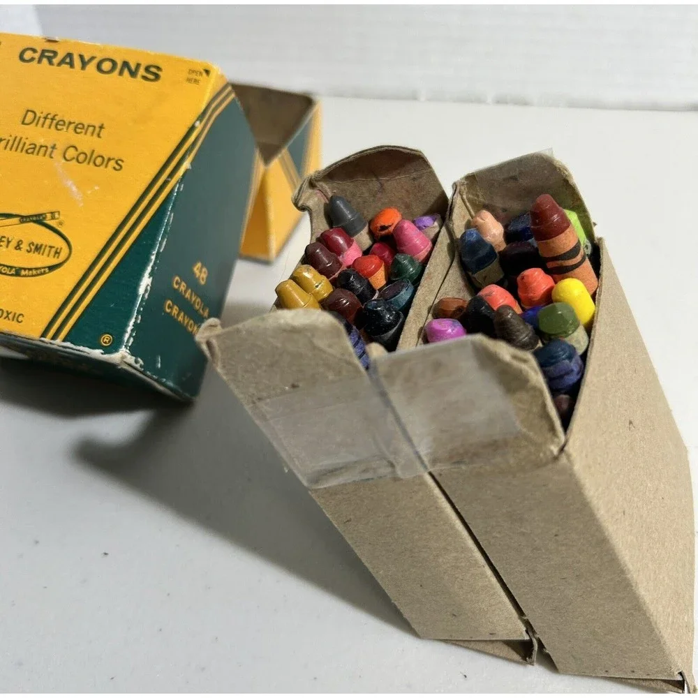 Vintage 80s Crayola Crayons 48 Pack Binney & Smith Retired Colors - READ
